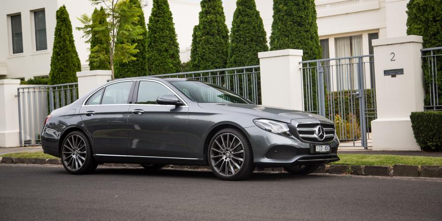  Mercedes-Benz E300 Avantgarde Line 2016 года  (AU) (фото 17 из 23)